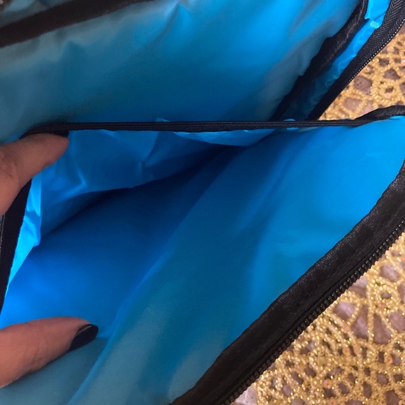 Sold Tablet case - Picture 5 of 6